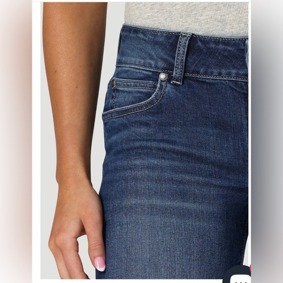 Wrangler Retro Mae mid-rise Wide Leg‎ Trouser Jeans size 31/11x34 new - Picture 4 of 5